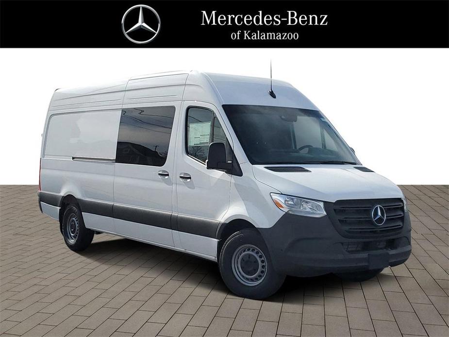 new 2024 Mercedes-Benz Sprinter 2500 car, priced at $70,183