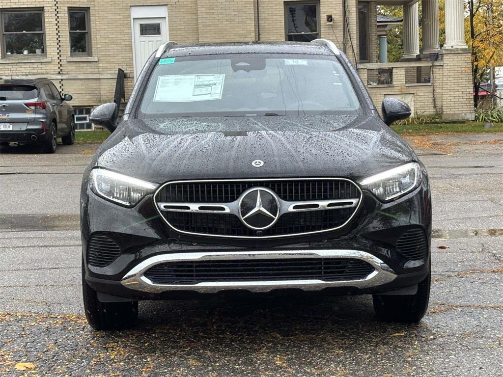 new 2026 Mercedes-Benz GLC 300 car