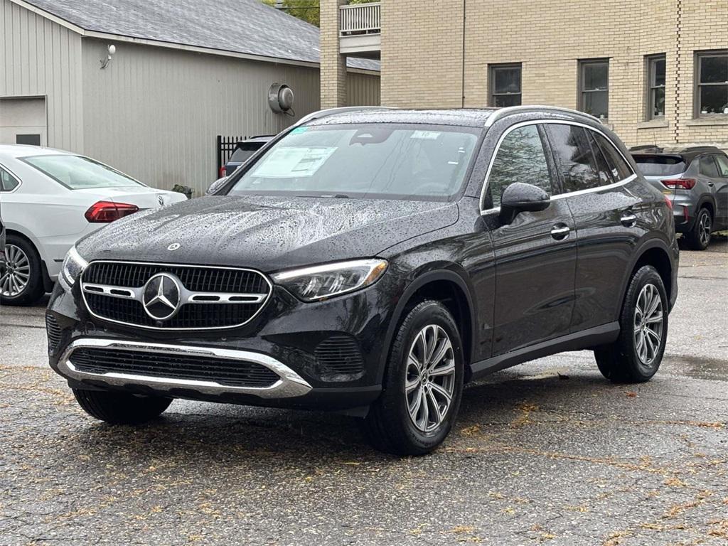 new 2026 Mercedes-Benz GLC 300 car