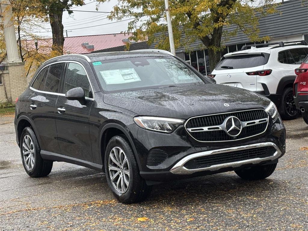 new 2026 Mercedes-Benz GLC 300 car