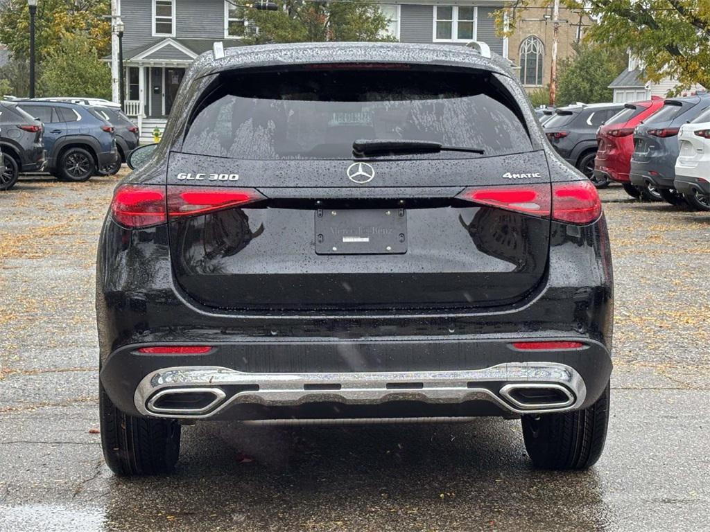 new 2026 Mercedes-Benz GLC 300 car