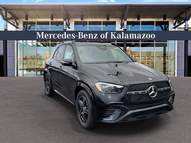 new 2025 Mercedes-Benz GLE 450 car, priced at $80,340