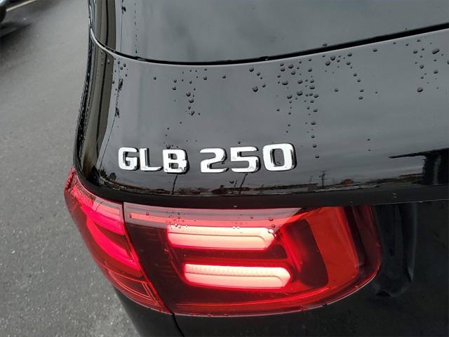 new 2025 Mercedes-Benz GLB 250 car, priced at $49,595