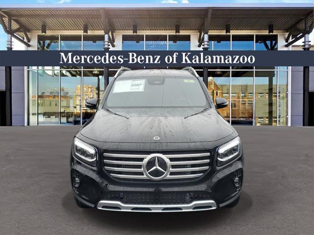 new 2025 Mercedes-Benz GLB 250 car, priced at $49,595