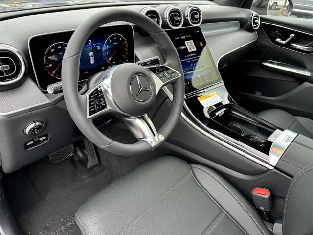 new 2025 Mercedes-Benz GLC 300 car