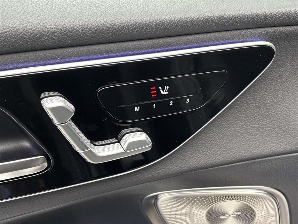 new 2026 Mercedes-Benz GLC 300 car