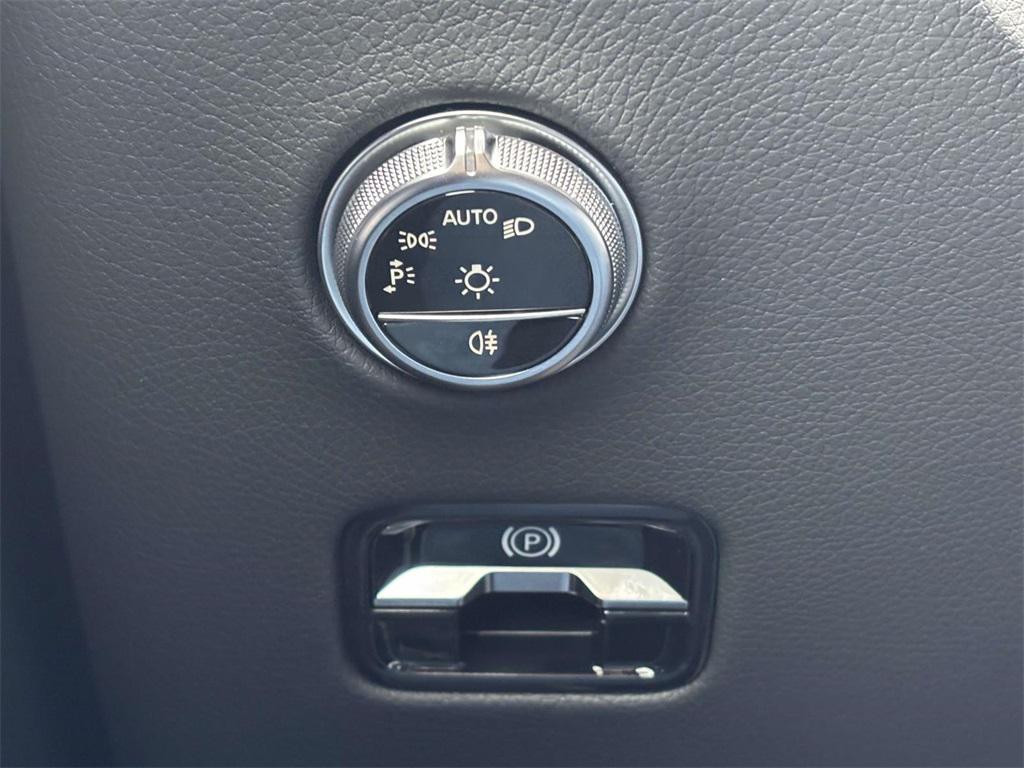 new 2026 Mercedes-Benz GLC 300 car