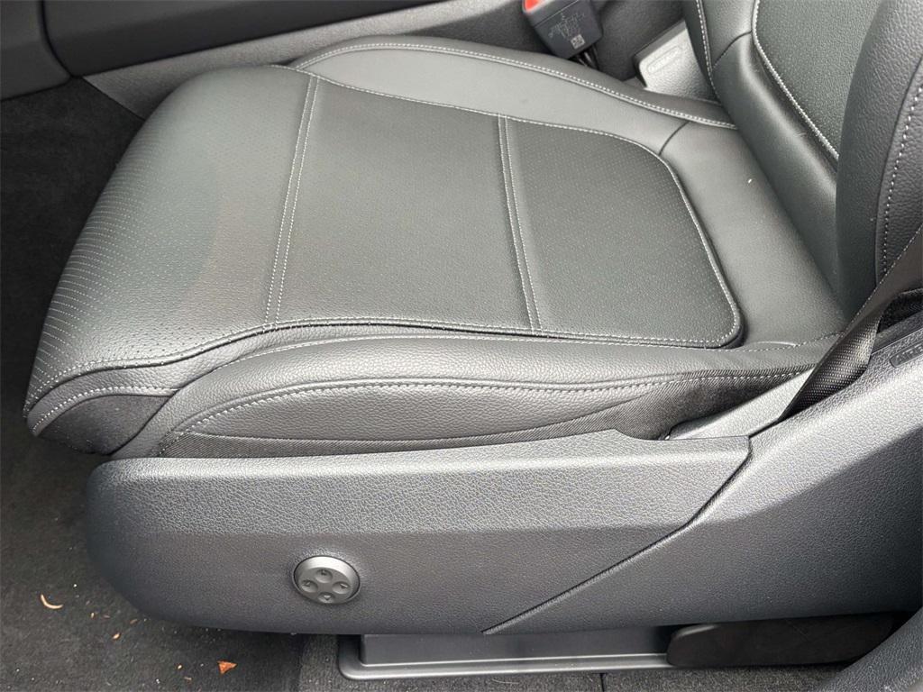 new 2026 Mercedes-Benz GLC 300 car