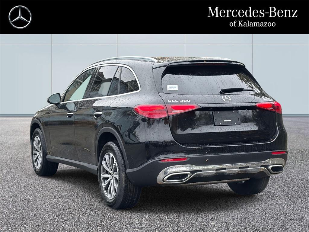 new 2026 Mercedes-Benz GLC 300 car