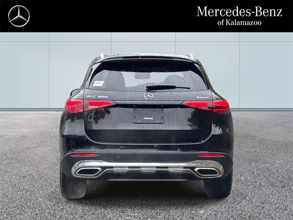 new 2026 Mercedes-Benz GLC 300 car