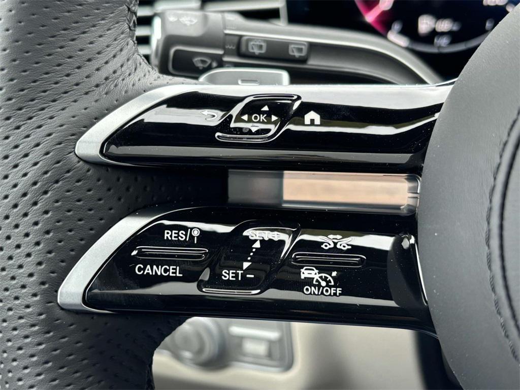 new 2025 Mercedes-Benz GLS 450 car, priced at $94,940