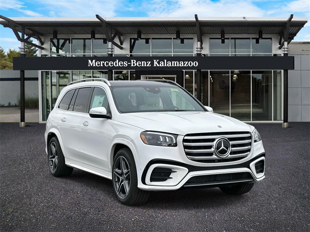 new 2025 Mercedes-Benz GLS 450 car, priced at $94,940