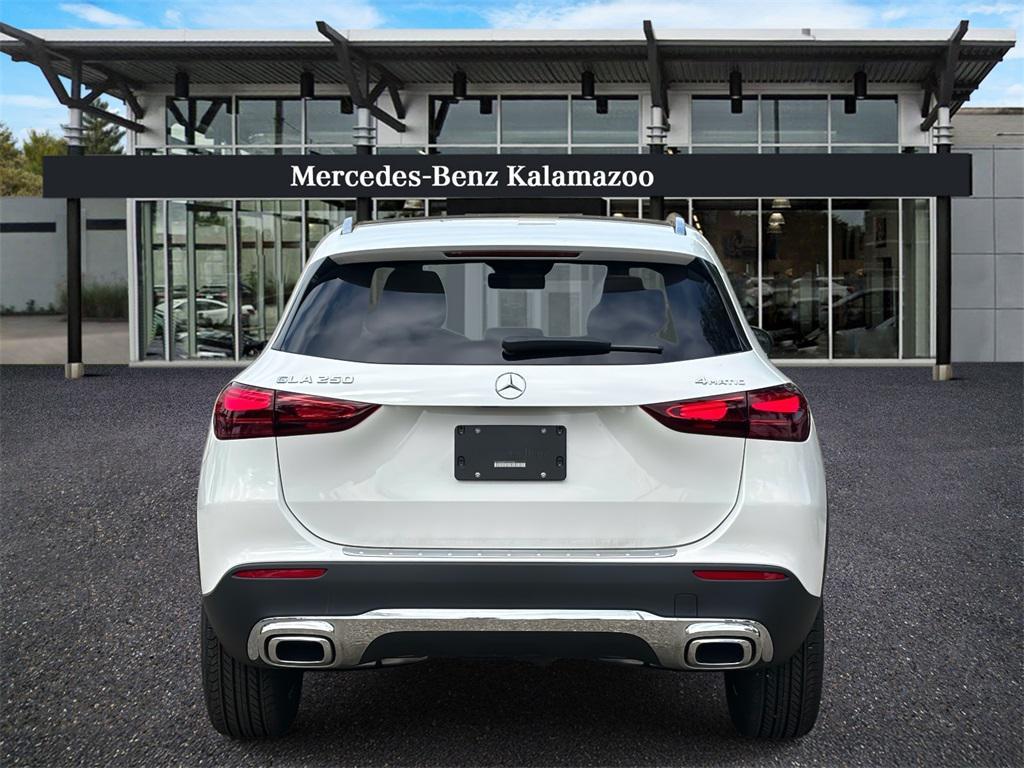 new 2026 Mercedes-Benz GLA 250 car