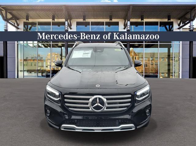 new 2025 Mercedes-Benz GLB 250 car, priced at $49,595