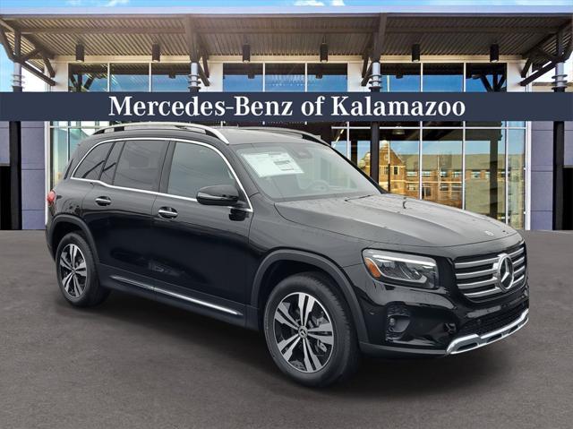 new 2025 Mercedes-Benz GLB 250 car, priced at $49,595