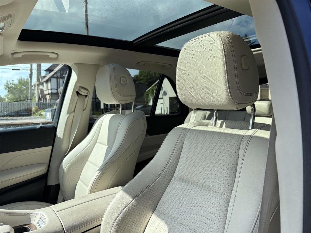 used 2021 Mercedes-Benz GLE 350 car, priced at $36,200