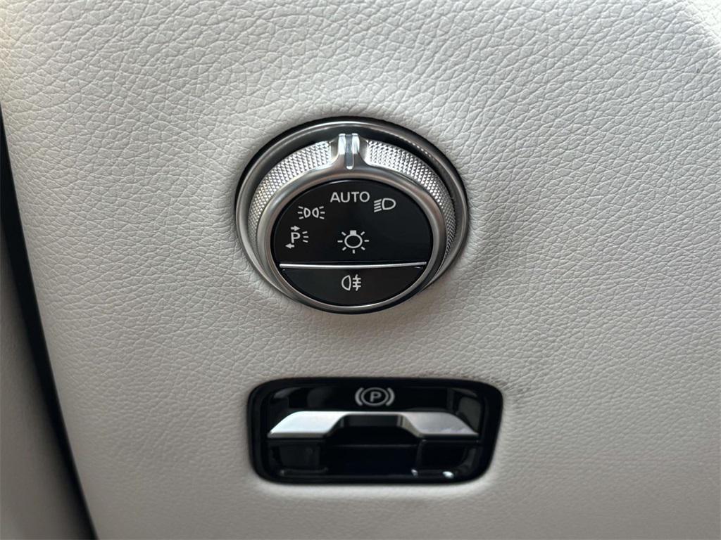 new 2025 Mercedes-Benz GLC 350e car, priced at $63,000