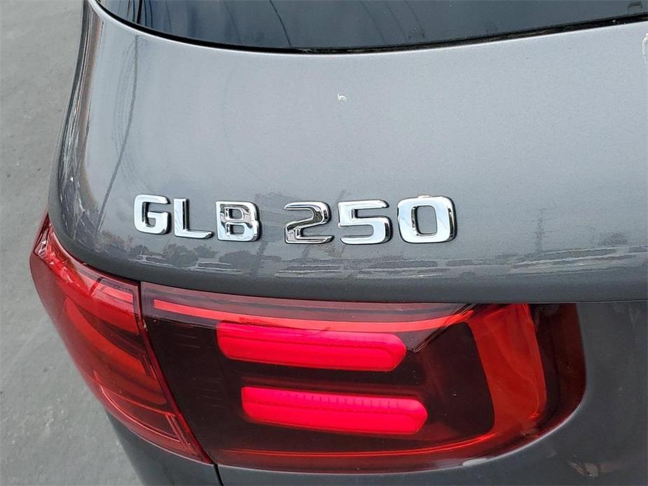 new 2024 Mercedes-Benz GLB 250 car, priced at $50,505