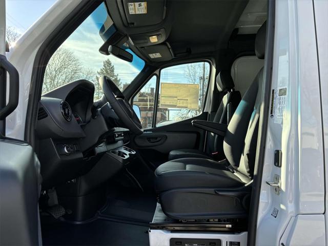 new 2025 Mercedes-Benz Sprinter 2500 car, priced at $58,112