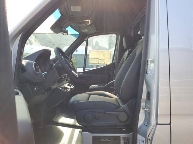 new 2024 Mercedes-Benz Sprinter 2500 car, priced at $76,004