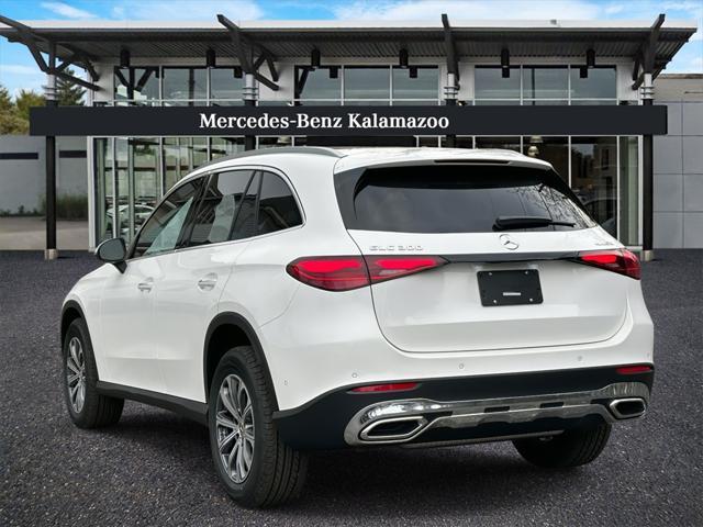 new 2025 Mercedes-Benz GLC 300 car
