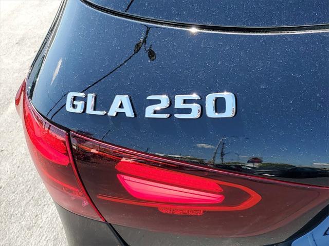 new 2024 Mercedes-Benz GLA 250 car, priced at $52,700