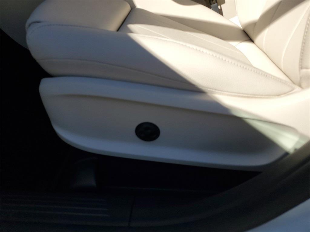new 2025 Mercedes-Benz GLA 250 car, priced at $47,295
