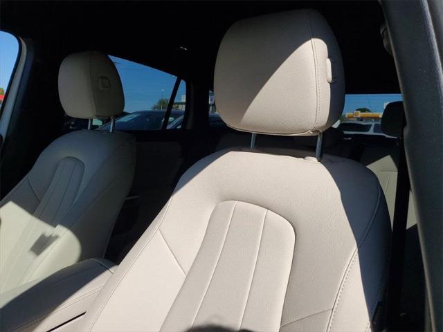 new 2025 Mercedes-Benz GLA 250 car, priced at $47,295