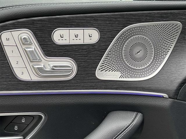 new 2025 Mercedes-Benz GLS 580 car