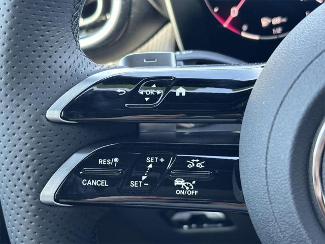 new 2025 Mercedes-Benz GLC 350e car