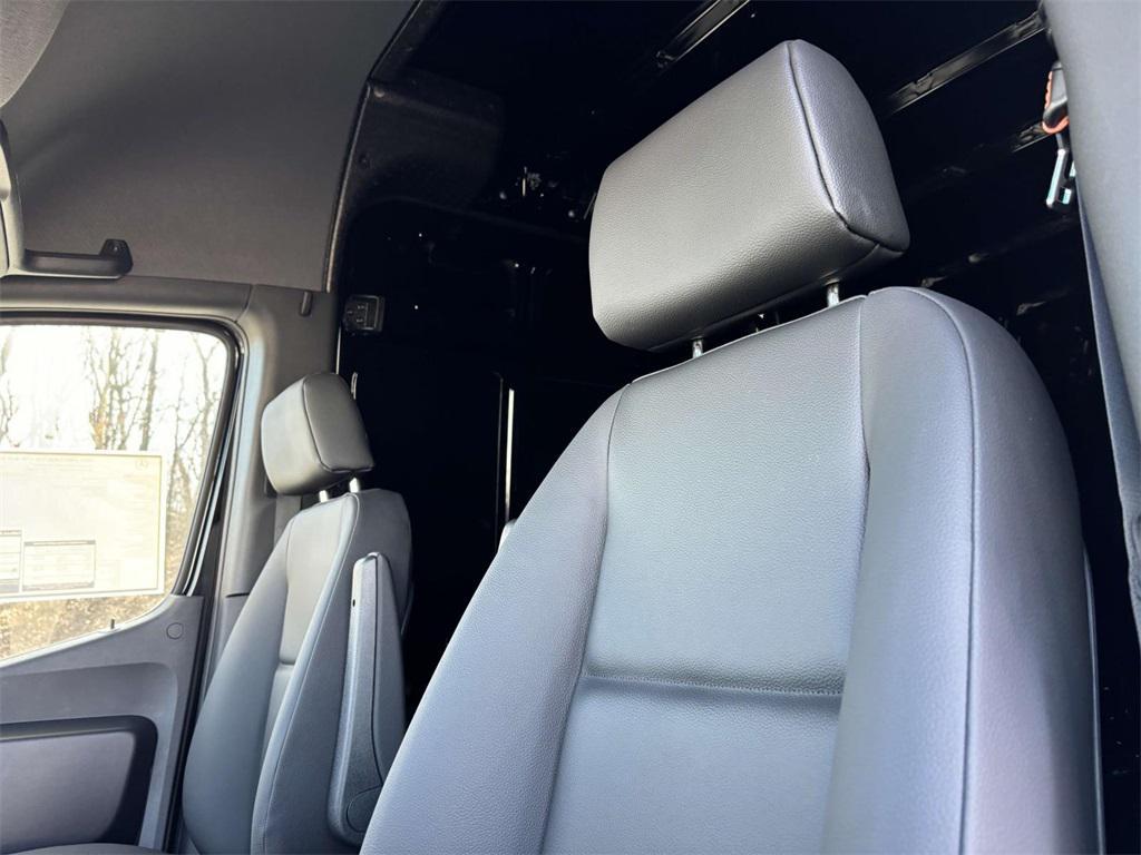 new 2025 Mercedes-Benz Sprinter 2500 car, priced at $62,637