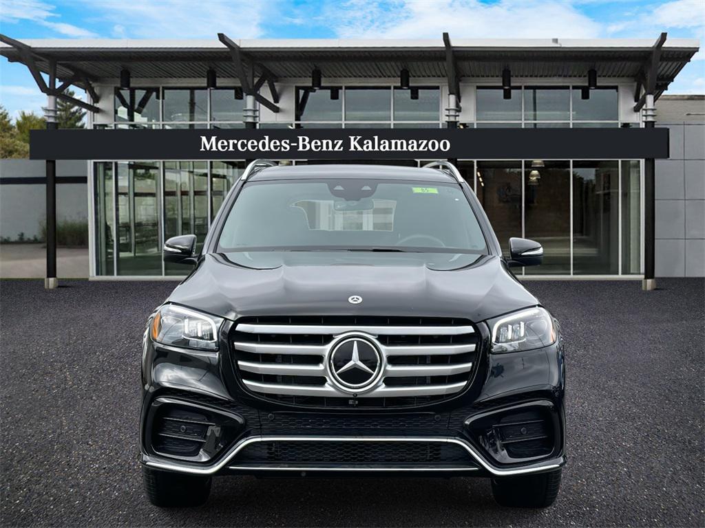 new 2025 Mercedes-Benz GLS 450 car, priced at $102,250