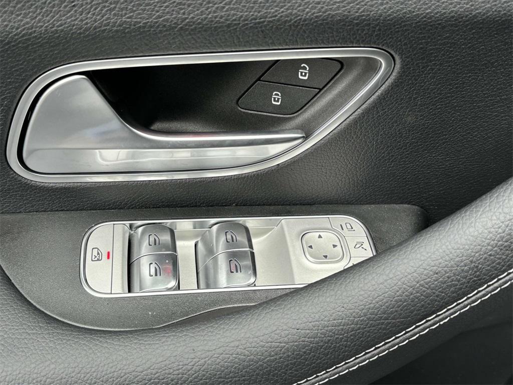 new 2025 Mercedes-Benz GLS 450 car, priced at $102,250