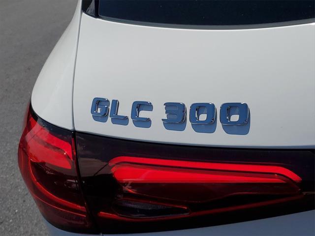 new 2024 Mercedes-Benz GLC 300 car, priced at $51,585