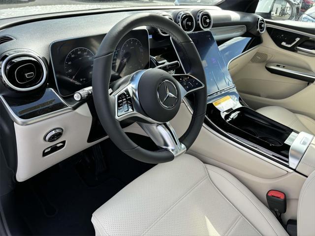 new 2025 Mercedes-Benz GLC 300 car