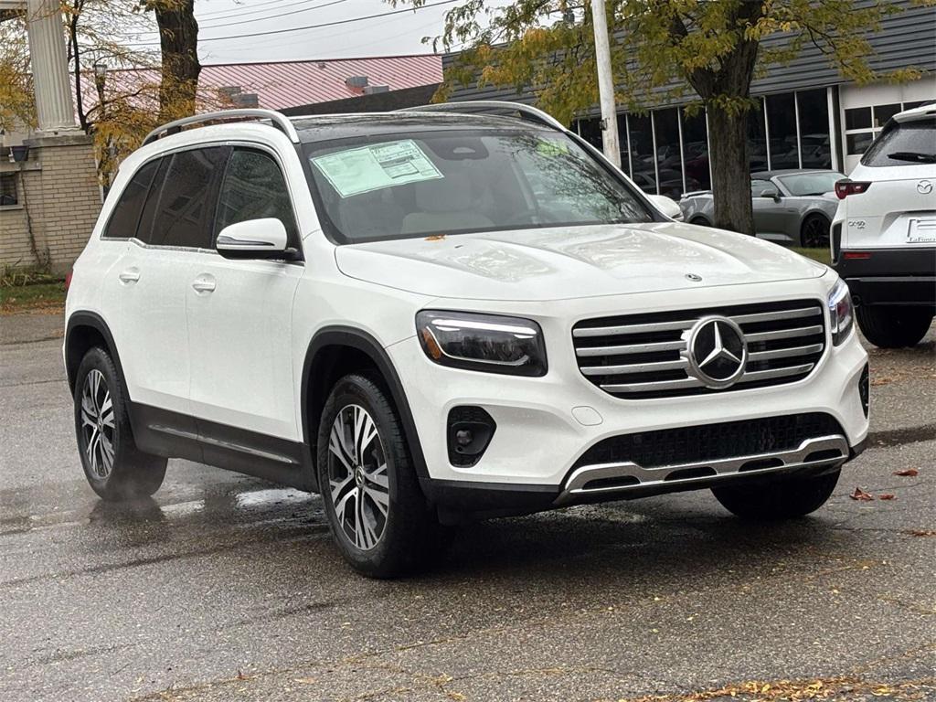 new 2026 Mercedes-Benz GLB 250 car