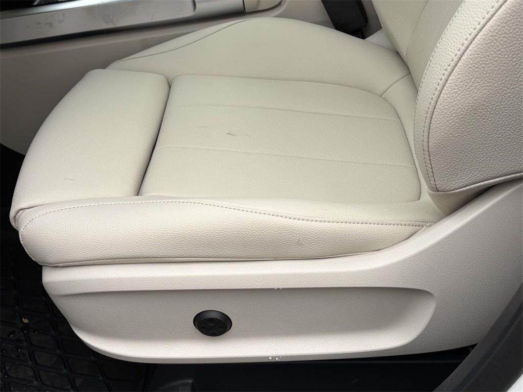 new 2026 Mercedes-Benz GLB 250 car