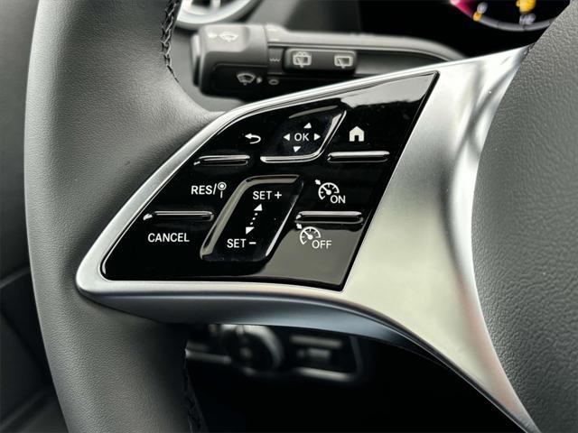 new 2025 Mercedes-Benz GLA 250 car, priced at $50,280