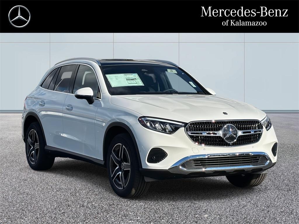 new 2026 Mercedes-Benz GLC 300 car