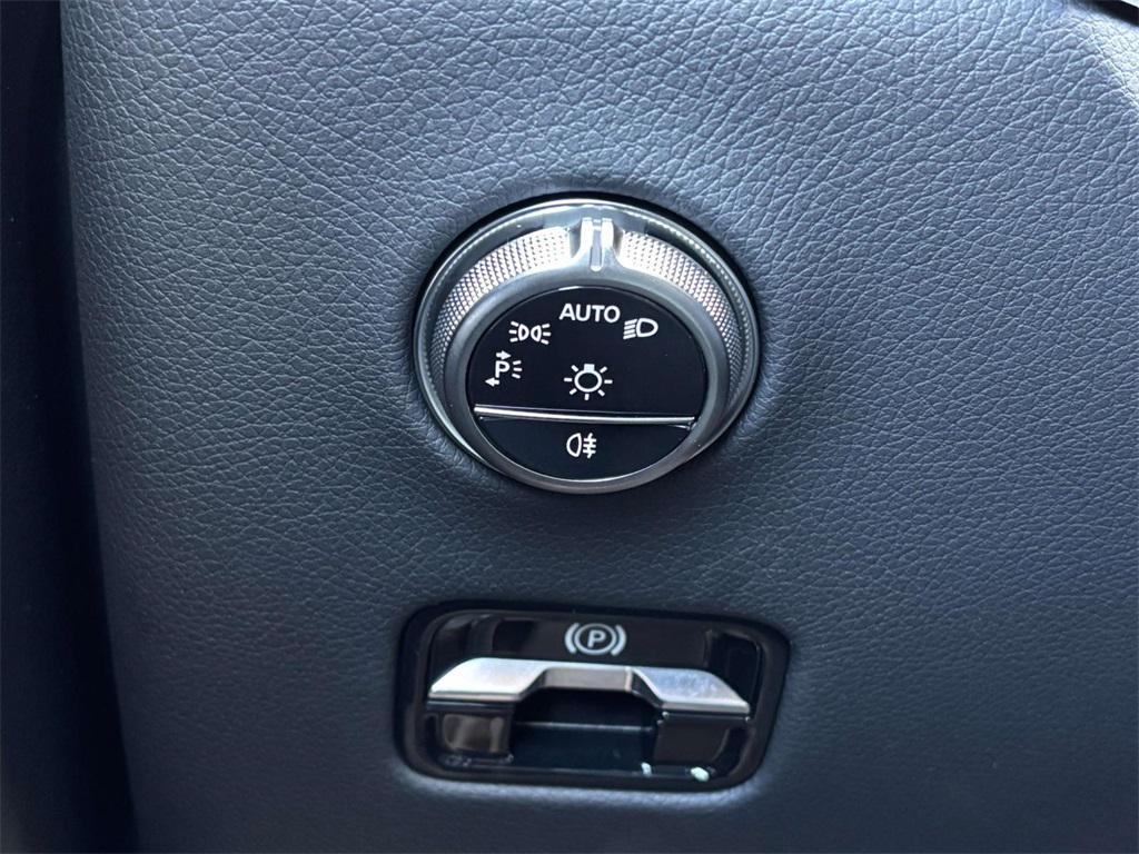 new 2026 Mercedes-Benz GLC 300 car