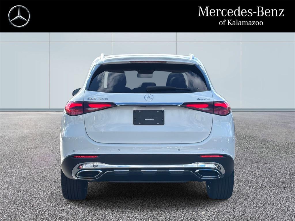 new 2026 Mercedes-Benz GLC 300 car
