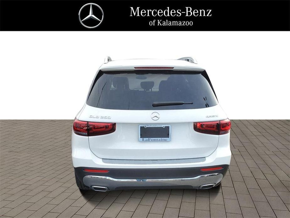 new 2023 Mercedes-Benz GLB 250 car, priced at $50,245