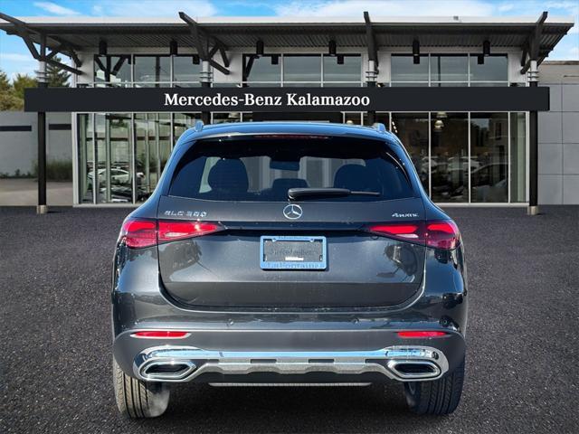 new 2025 Mercedes-Benz GLC 300 car