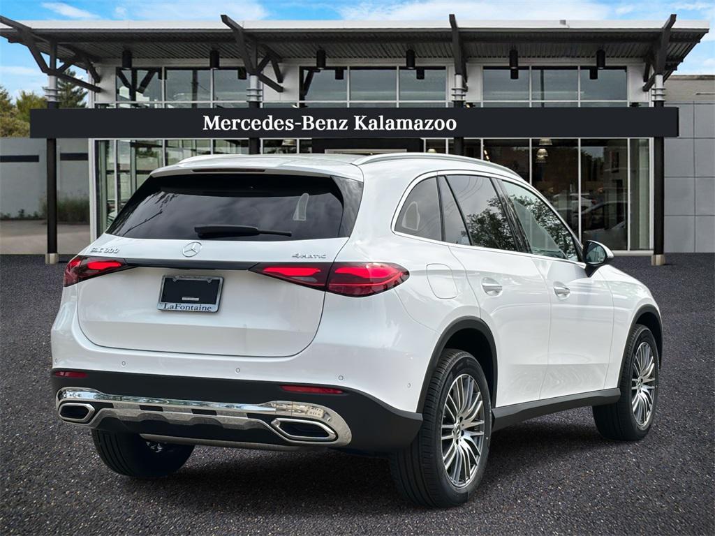 new 2025 Mercedes-Benz GLC 300 car, priced at $54,920