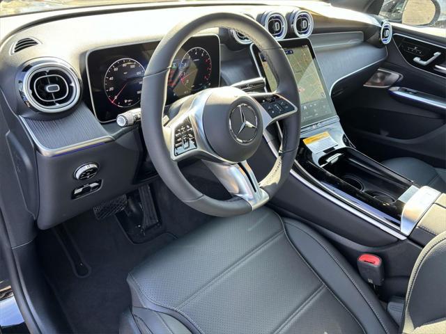 new 2025 Mercedes-Benz GLC 300 car