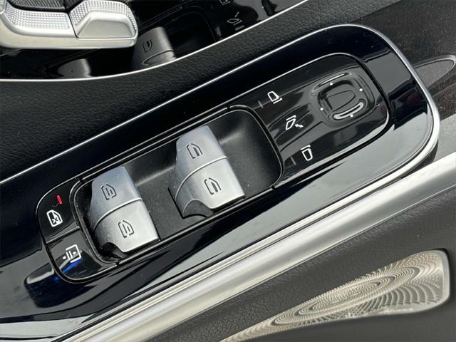 used 2022 Mercedes-Benz S-Class car, priced at $69,900
