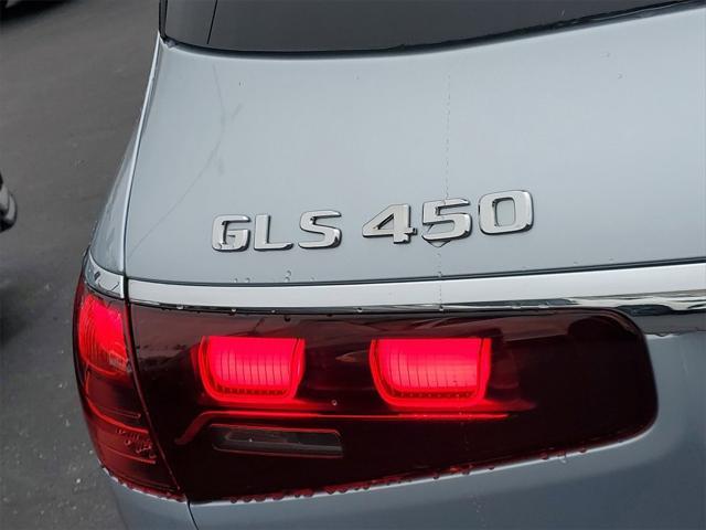 new 2025 Mercedes-Benz GLS 450 car, priced at $95,365