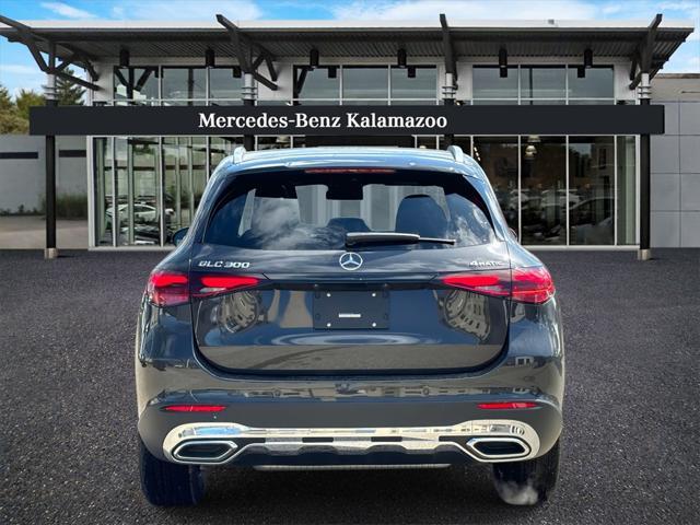 new 2025 Mercedes-Benz GLC 300 car