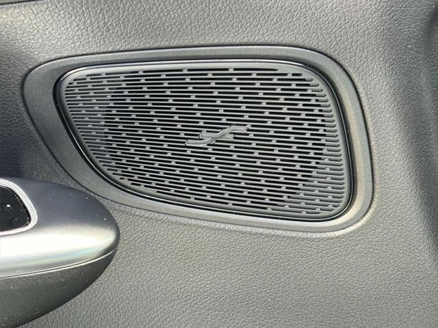 new 2025 Mercedes-Benz GLC 300 car