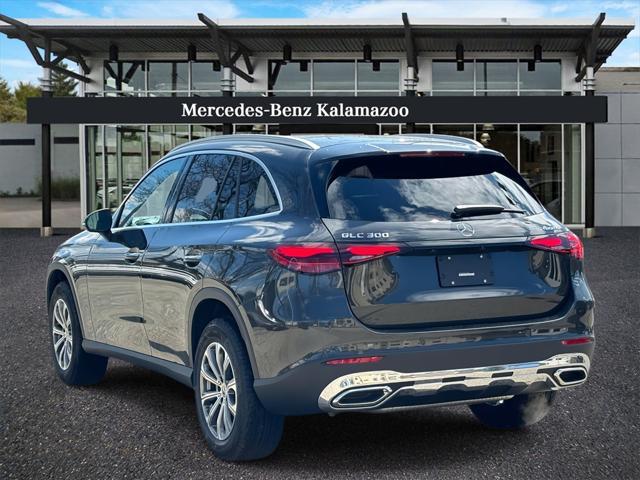 new 2025 Mercedes-Benz GLC 300 car